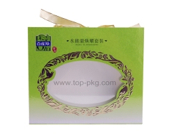 Custom cosmetic kit packaging box with window with ribbon