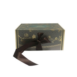 Custom collapsible rigid box foldable rigid box cardboard box with ribbon